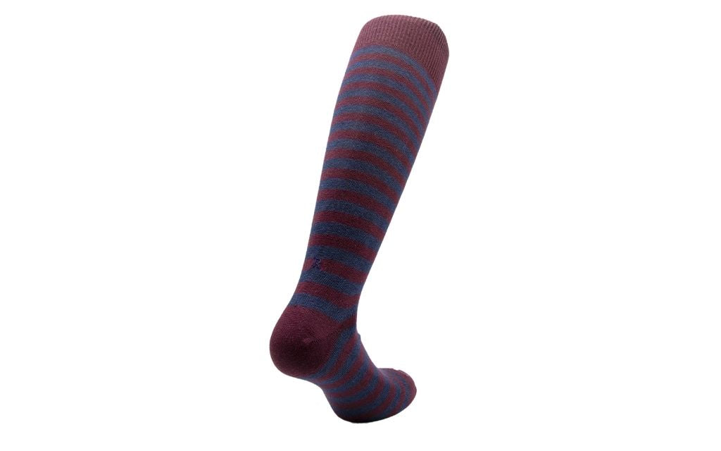 Chaussettes homme en coton extensible | Rayures bleues et bordeaux avec initiales brodées | Taille 40/45 | Longueur genou