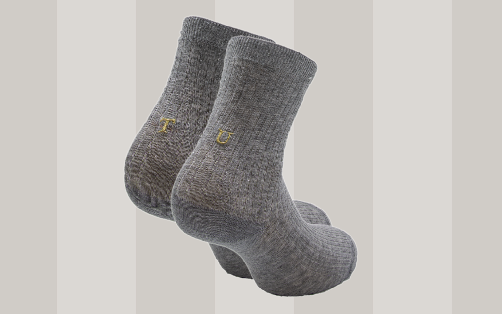 Calze donna viscosa lurex a costine personalizzate con le iniziali ricamate