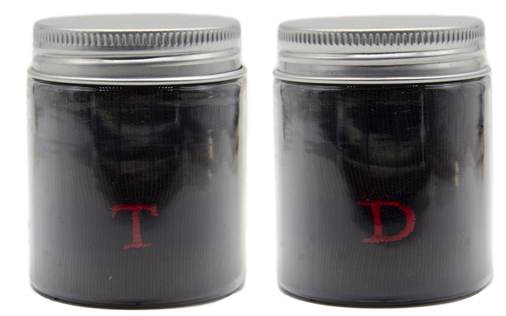 Chaussettes en coton extensible pour homme | Rayures bleues et marron avec initiales brodées en rouge | Taille 40/45 | Longueur genou