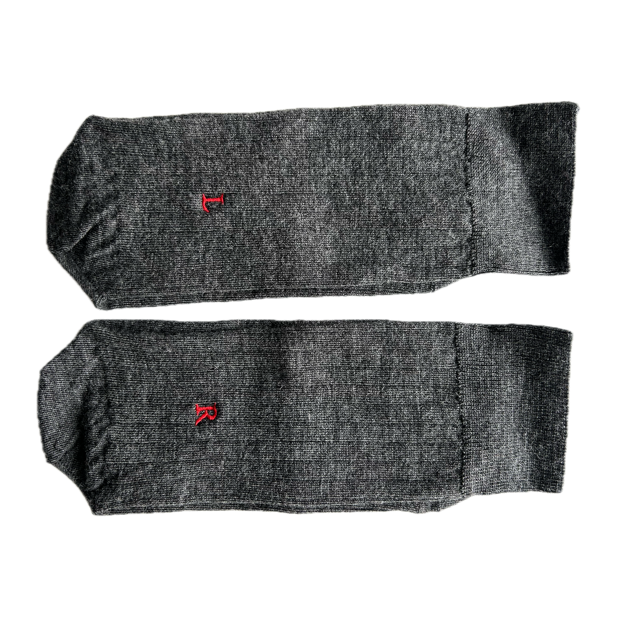 Calze grigio melange da uomo in lana merino con le iniziali ricamate in rosso, Individual Socks