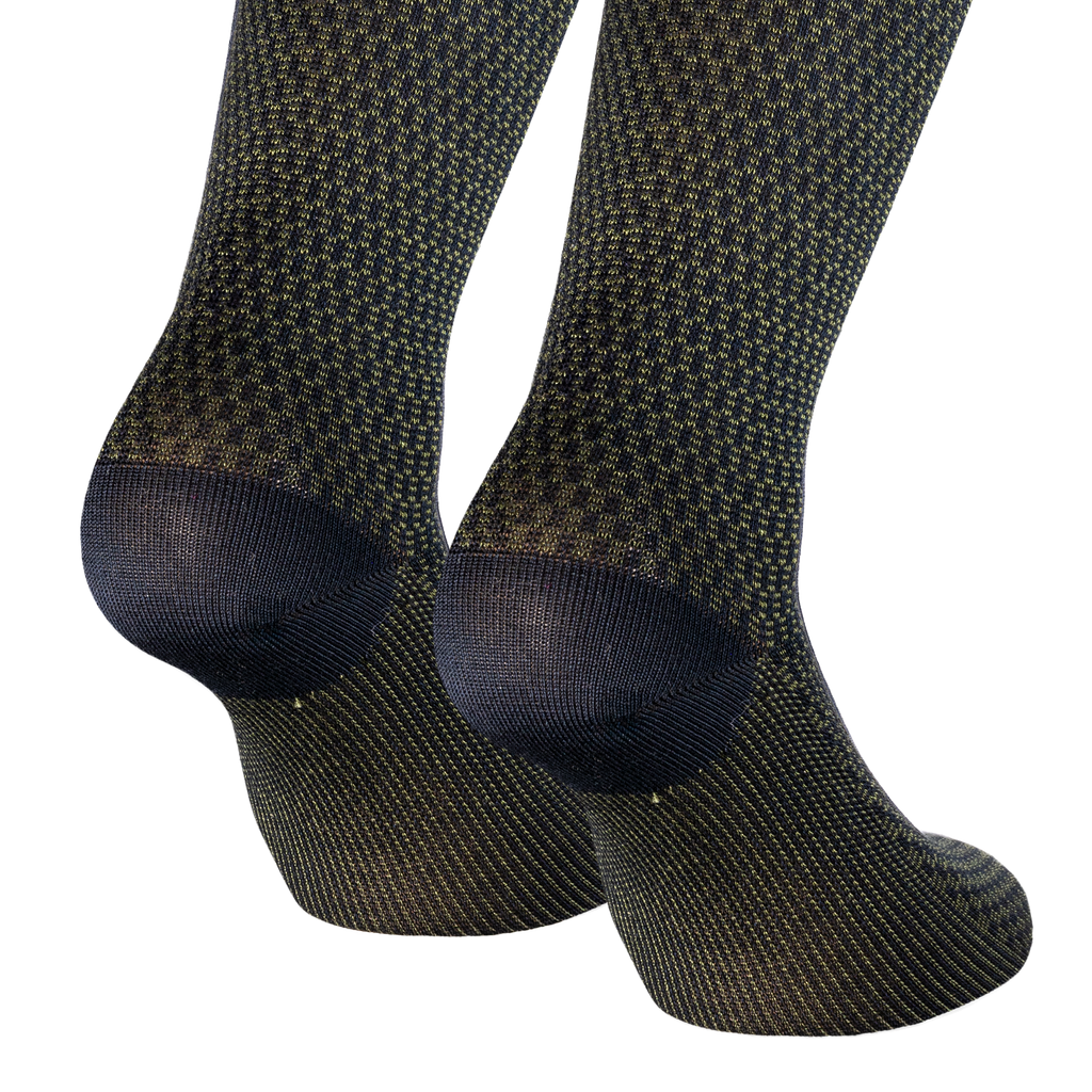 Calze jacquard verde da uomo in cotone mercerizzato con le iniziali ricamate in rosso, Individual Socks