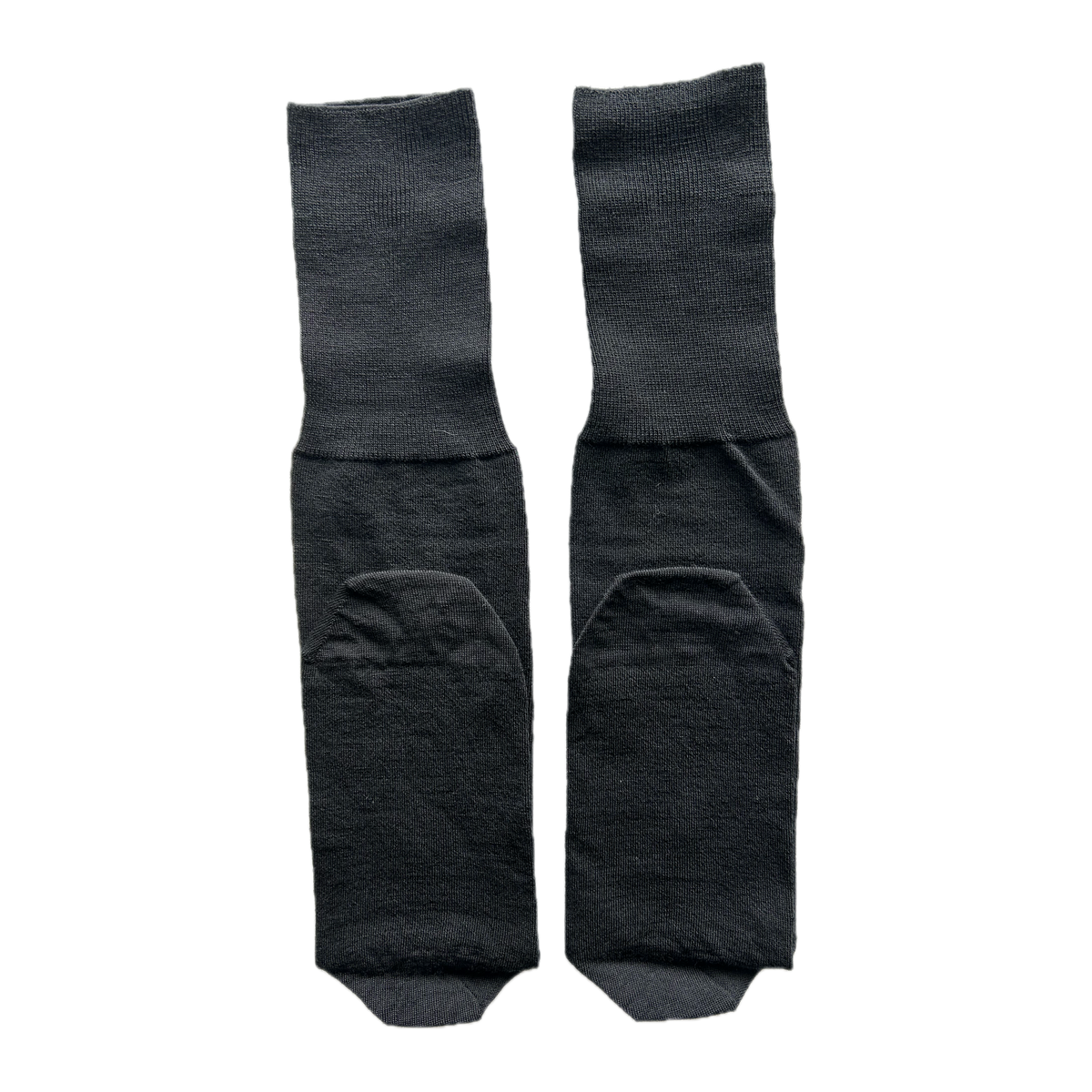 Calze nere da uomo in lana merino con le iniziali ricamate in grigio chiaro, Individual Socks