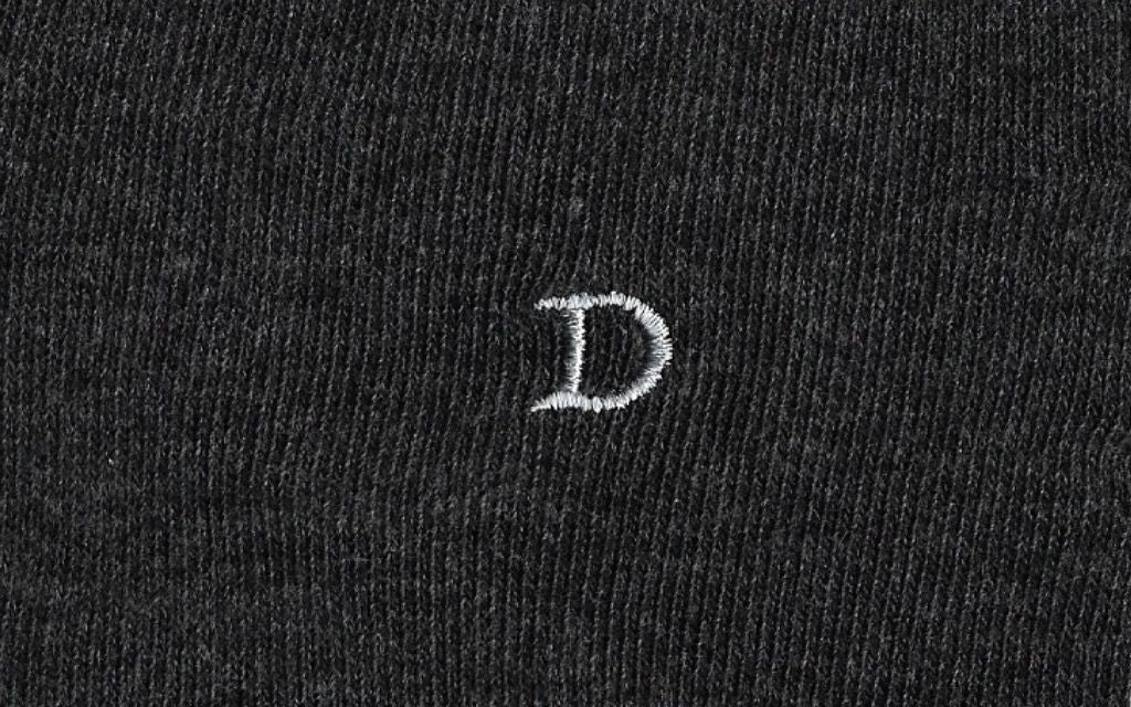 calza donna grigio antracite cotone organico personalizzata iniziali ricamate lettera D D_601A