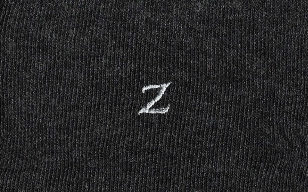 calza donna grigio antracite cotone organico personalizzata iniziali ricamate lettera Z Z_601A