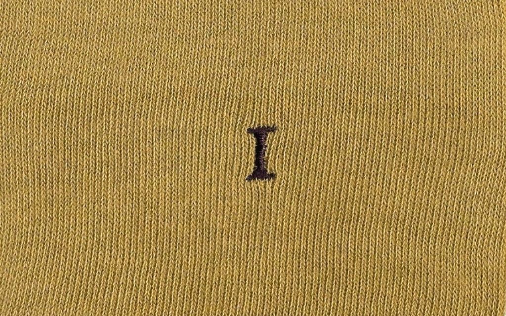 calza uomo giallo senape melange cotone organico personalizzata iniziali ricamate lettera I I_108A