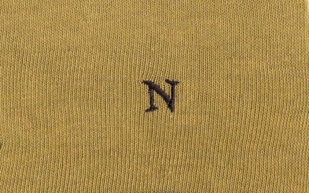 calza uomo giallo senape melange cotone organico personalizzata iniziali ricamate lettera N N_108A