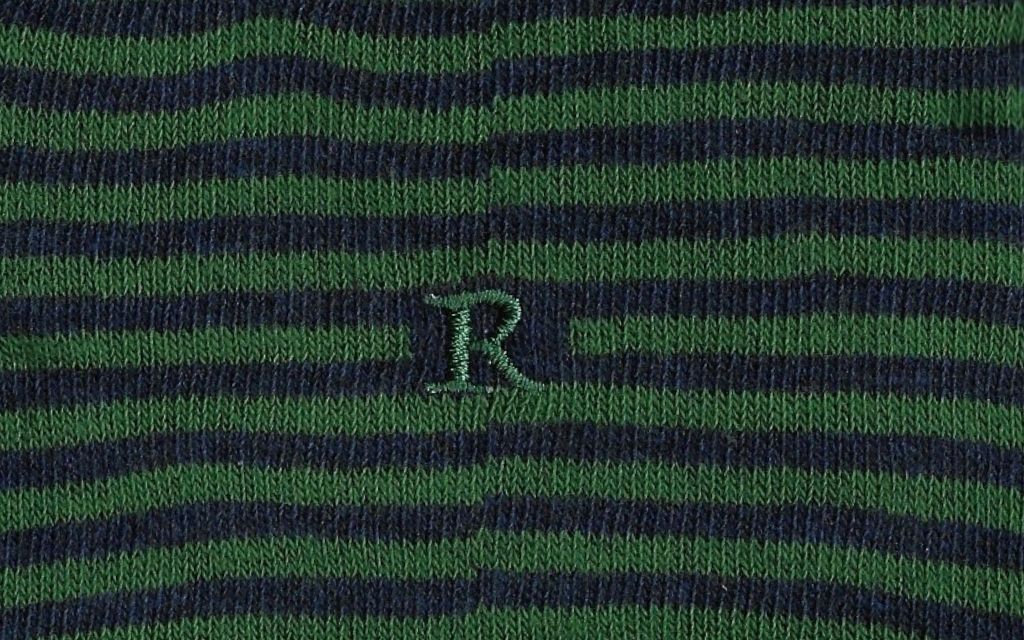 calza uomo riga blu melange - verde cotone organico personalizzata iniziali ricamate lettera R R_304A